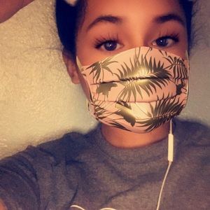 Meet your Posher, Salma